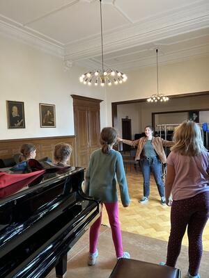 Bild vergrößern: BILD Kinderchor